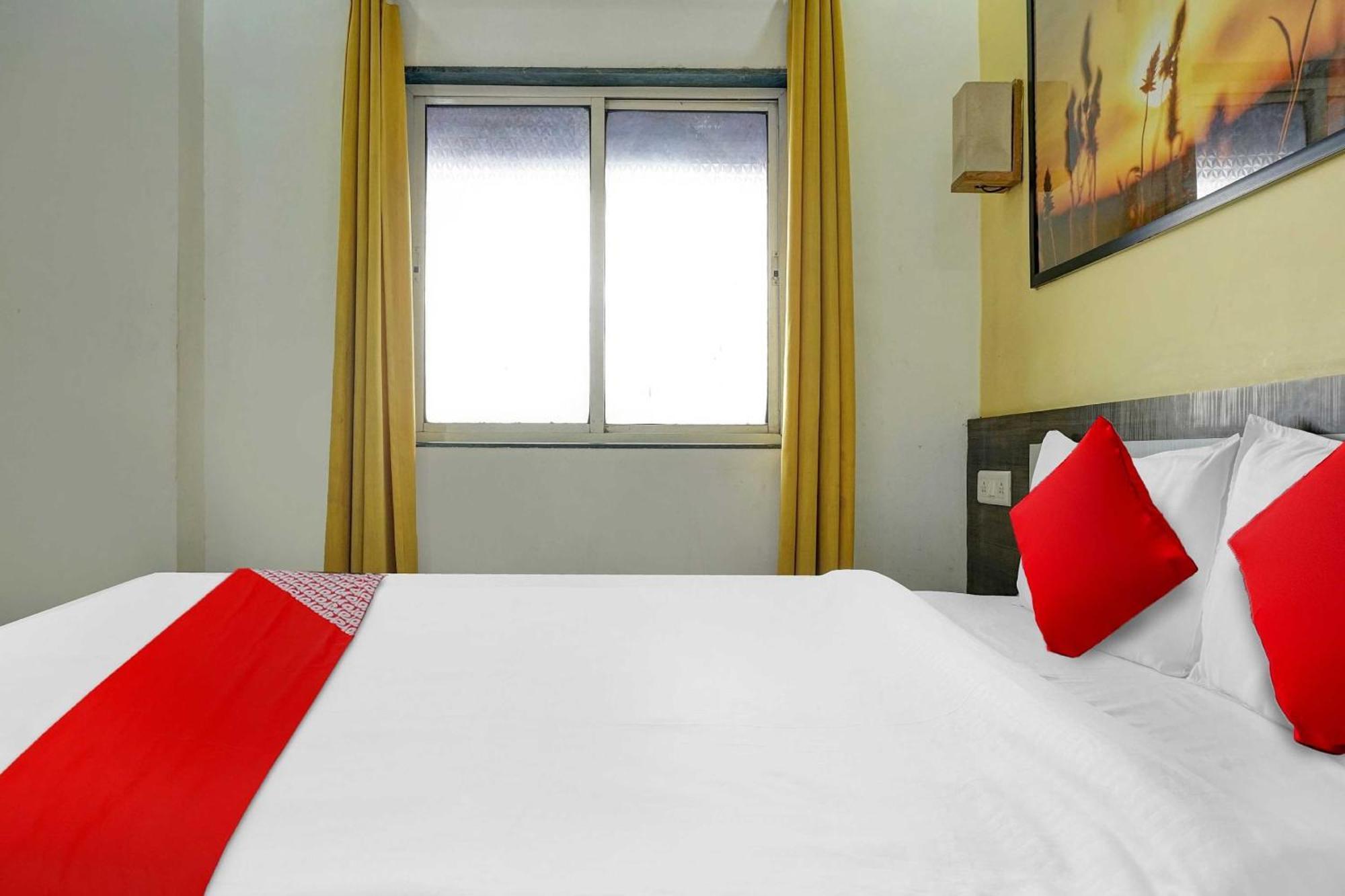 Hotel O Pimprii Stays Bagian luar foto